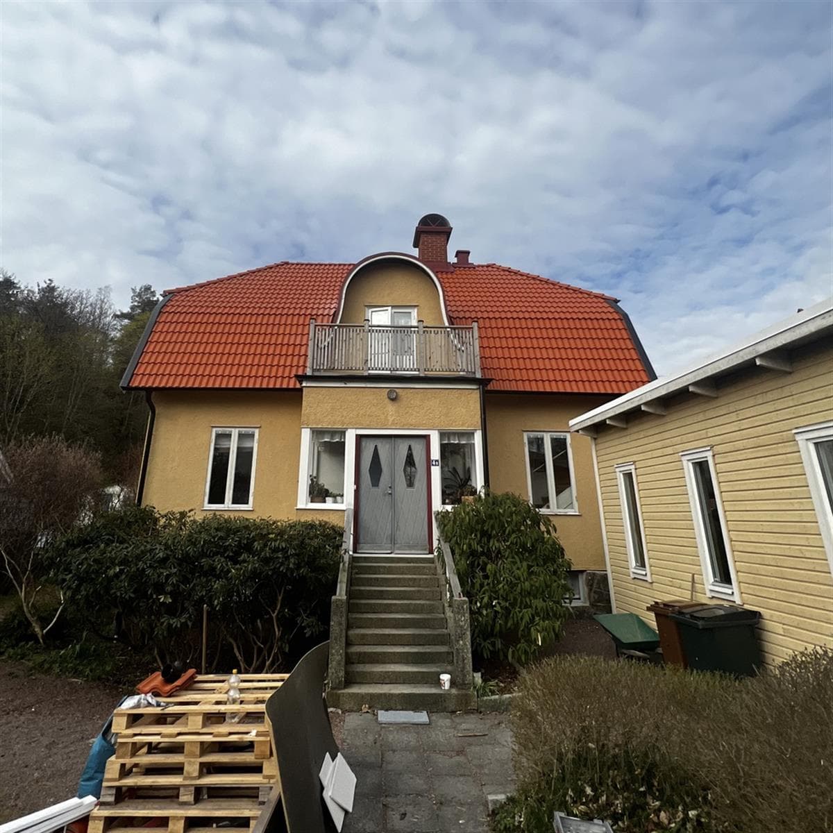 Takomläggning villa i Partille