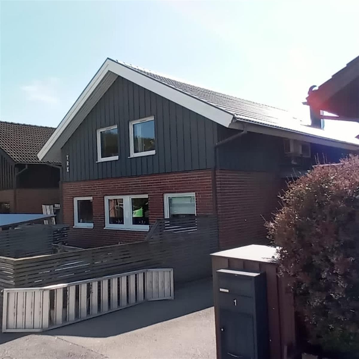 Takomläggning villa i Västra Frölunda