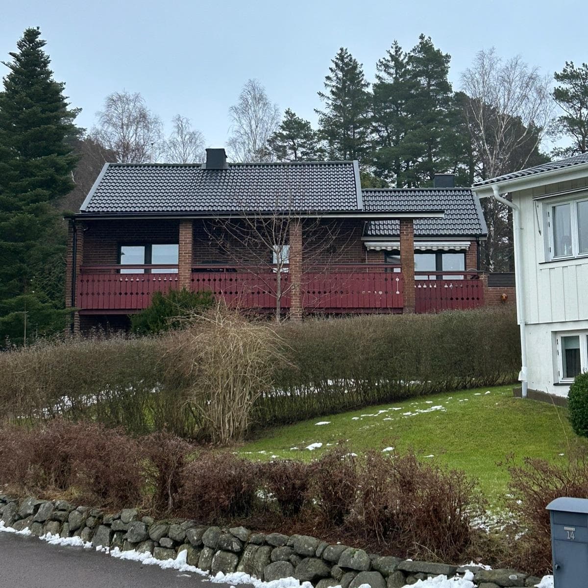 Takomläggning på villa i Partille