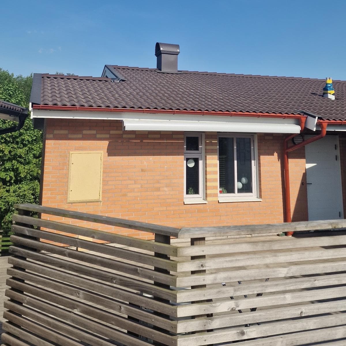 Takomläggning på parhus i Mölndal
